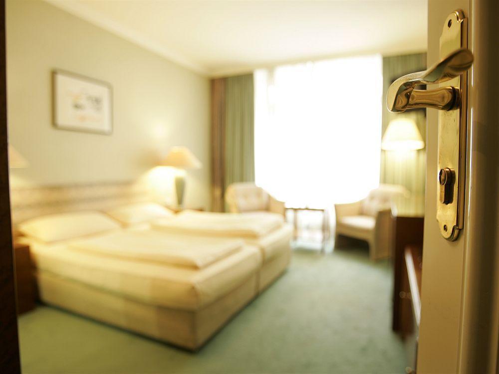 โฮเทล ดอยท์เชส เธียเตอร์ Hotel มิวนิก ห้อง รูปภาพ