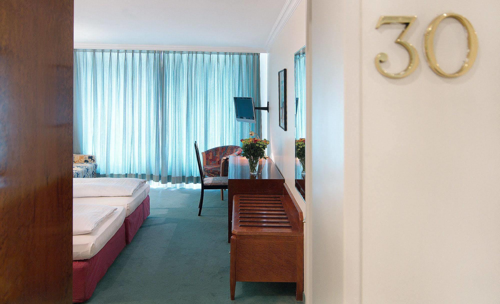 โฮเทล ดอยท์เชส เธียเตอร์ Hotel มิวนิก ภายนอก รูปภาพ